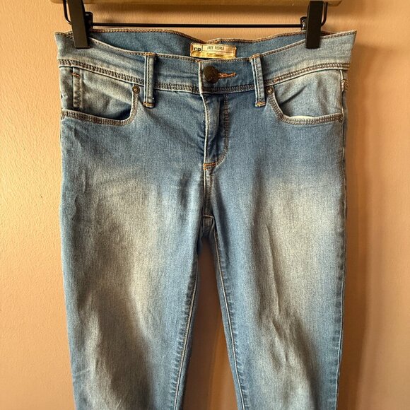 Women's 25 Free People Skinny Jeans Medium Wash Zipper Fly - Picture 4 of 7